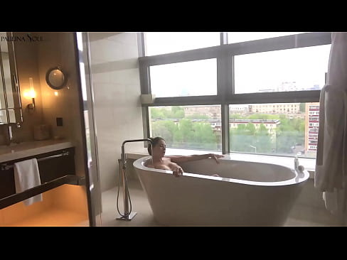 ❤️ Kæmpe babe ondt i sin fisse på badeværelset ❤❌ Sex video at da.novoporn.ru ❌❤